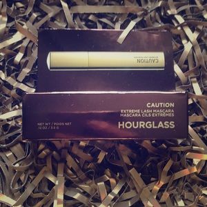 Hourglass Caution Extreme Lash Mascara Travel Size